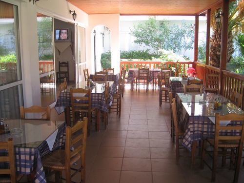 Ammoudi Damnoni