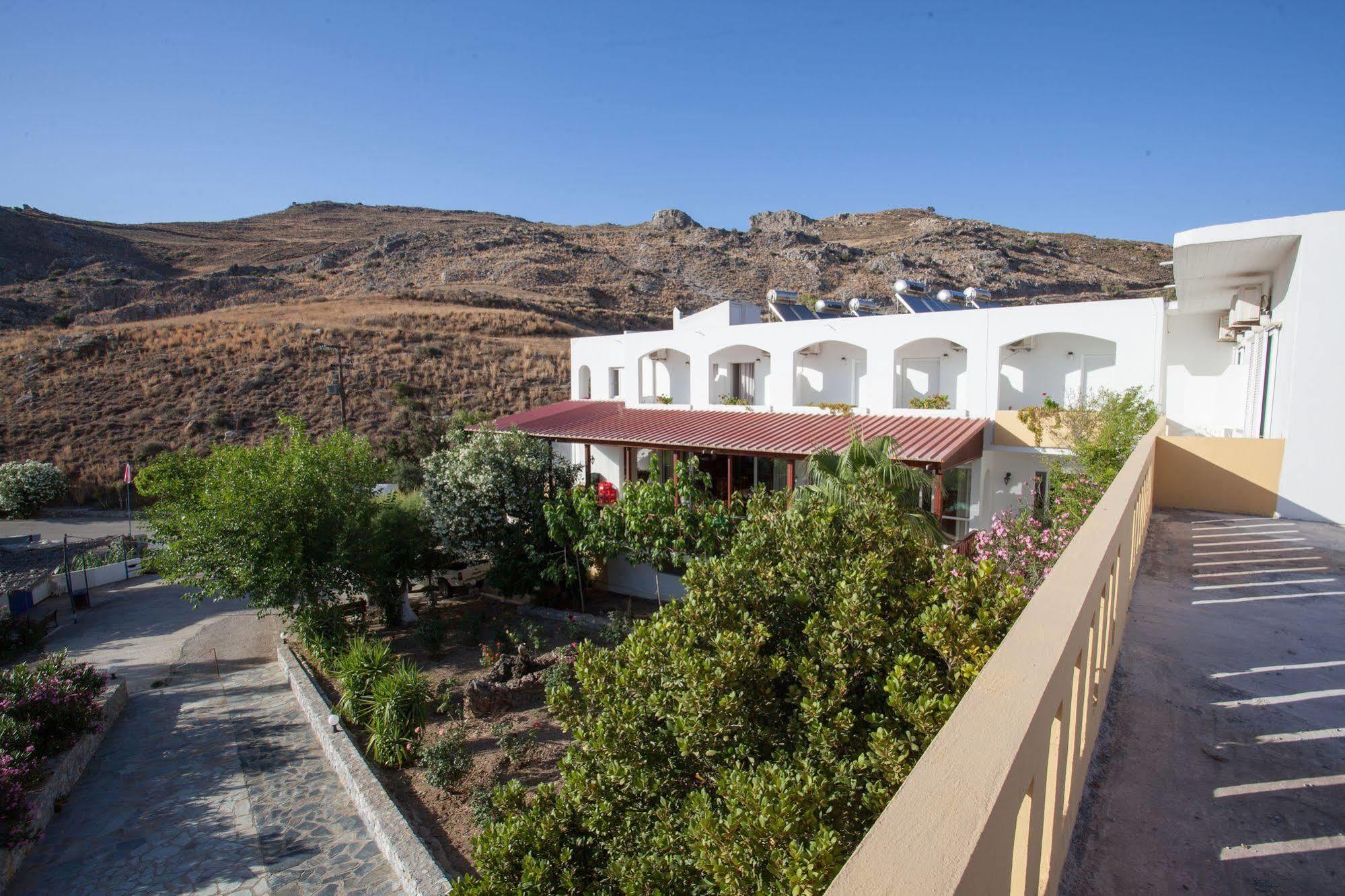 Aparthotel Ammoudi 2*
